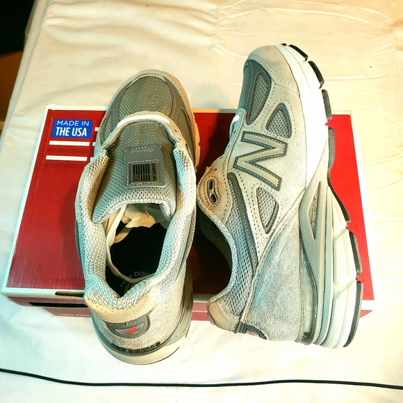 New balance 990v4  size 8 mens main image 6
